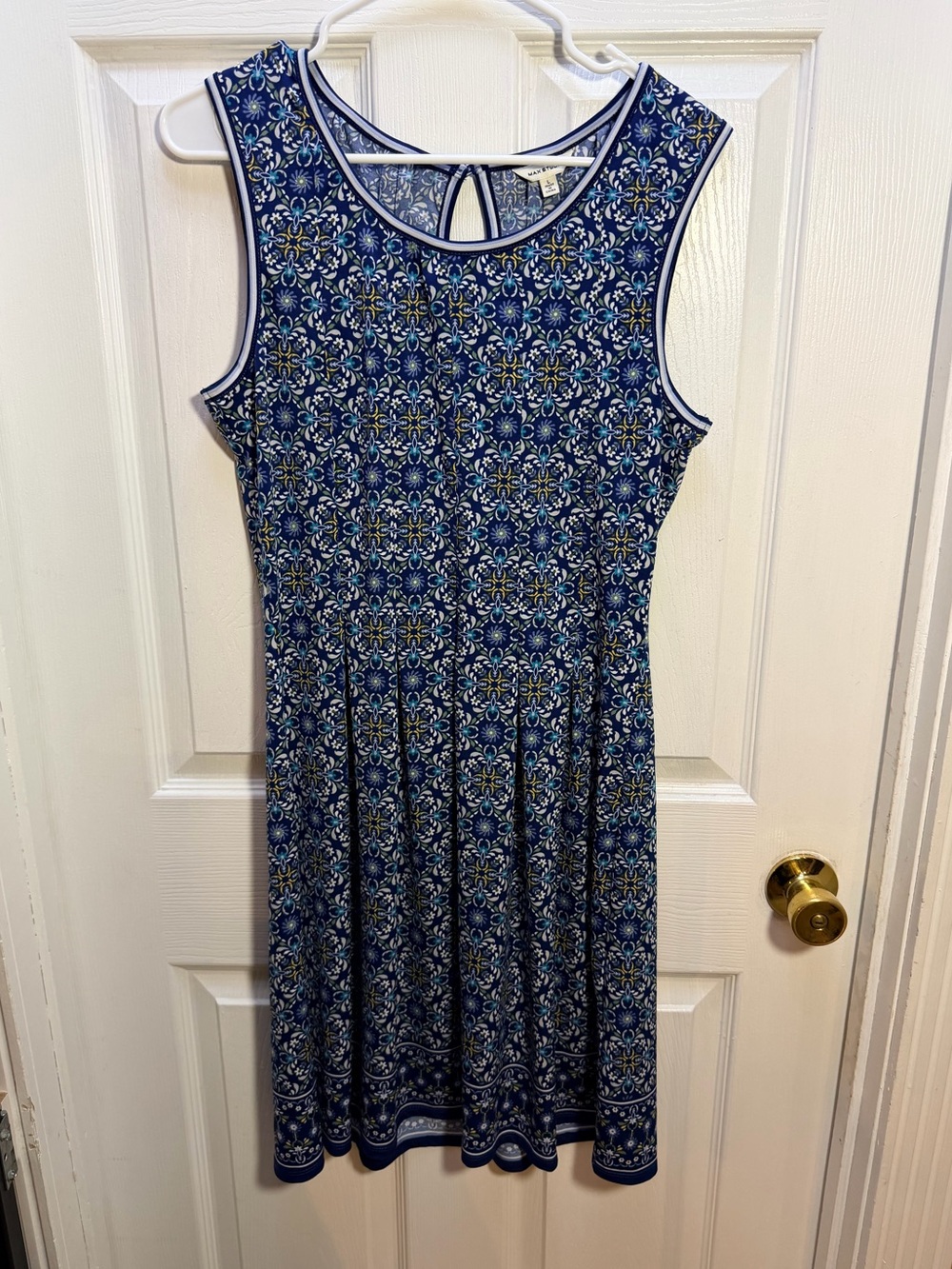 Max Studio Navy and White Sleeveless Patterned Fit-and-Flare Dress